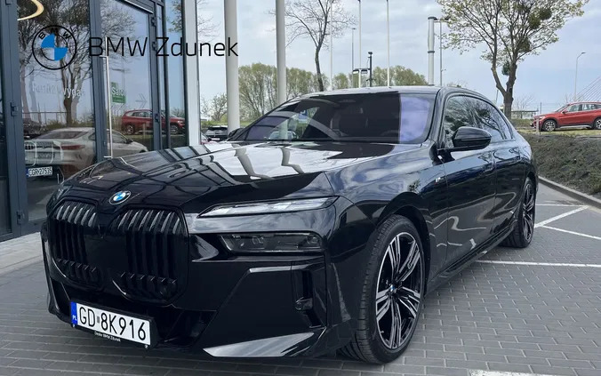 pomorskie BMW Seria 7 cena 660900 przebieg: 2500, rok produkcji 2023 z Gniewkowo